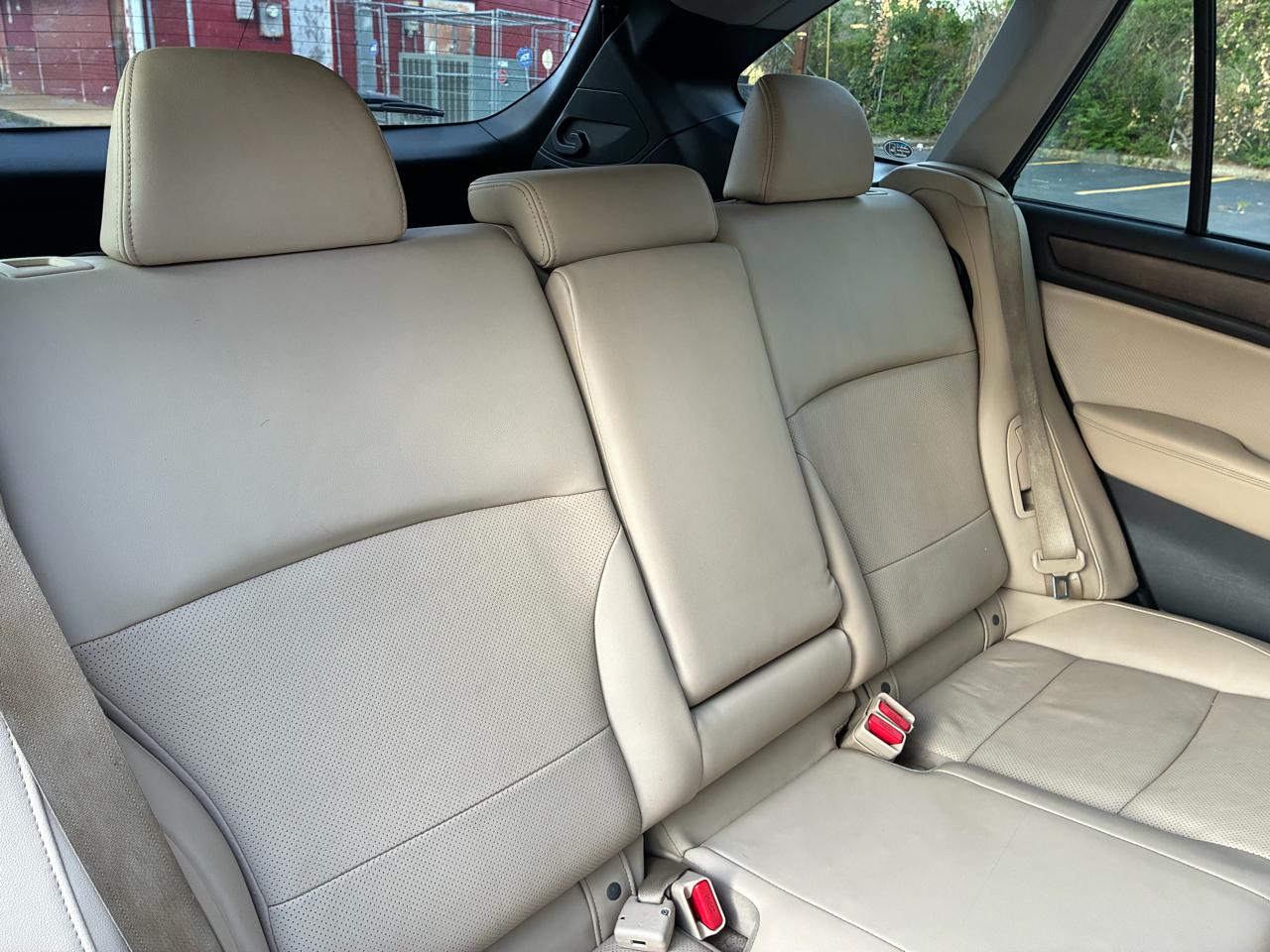 Subaru Outback 2.5i Limited 2015