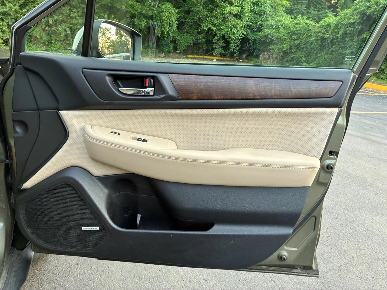 Subaru Outback 2.5i Limited 2015