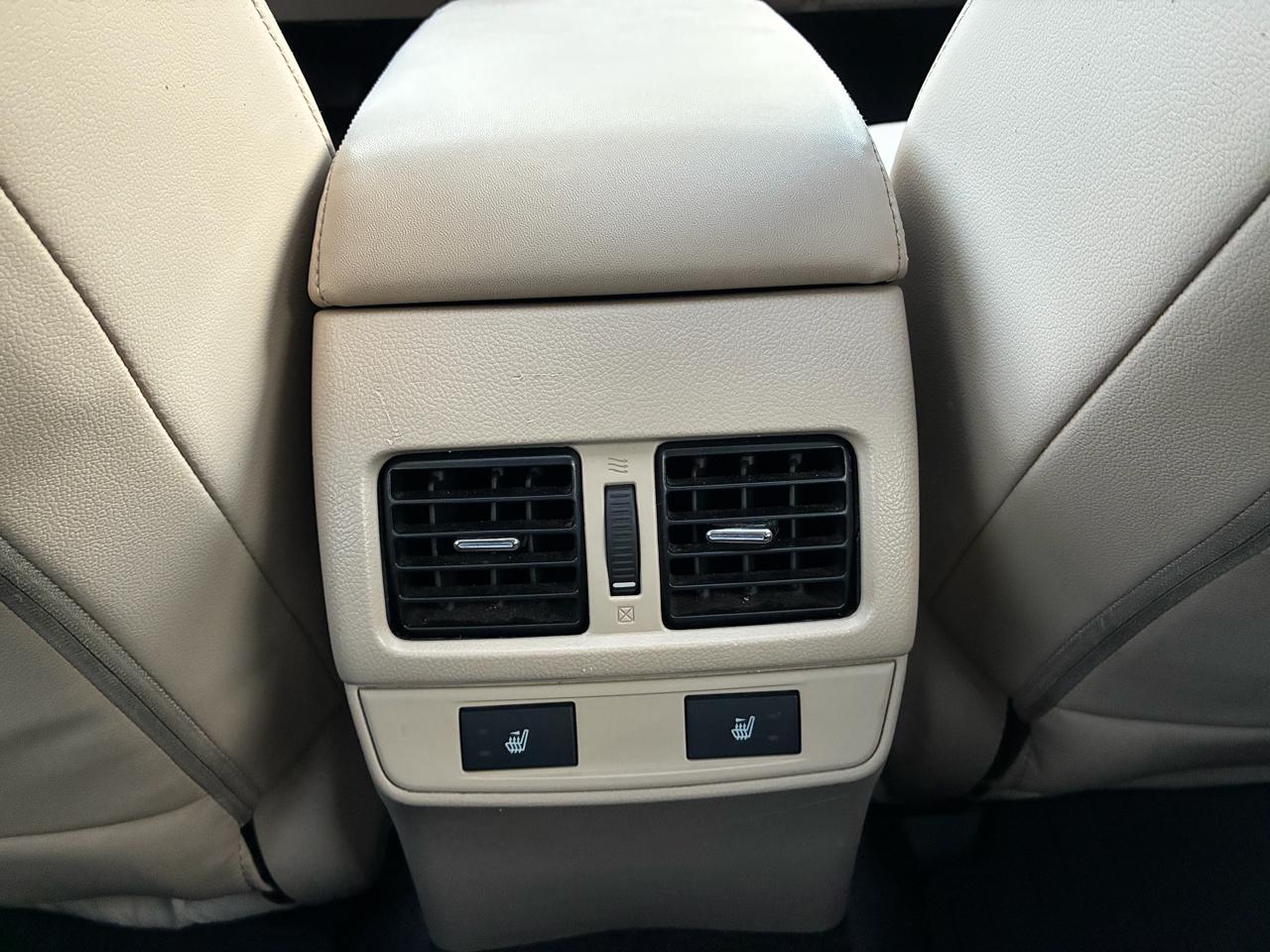 Subaru Outback 2.5i Limited 2015