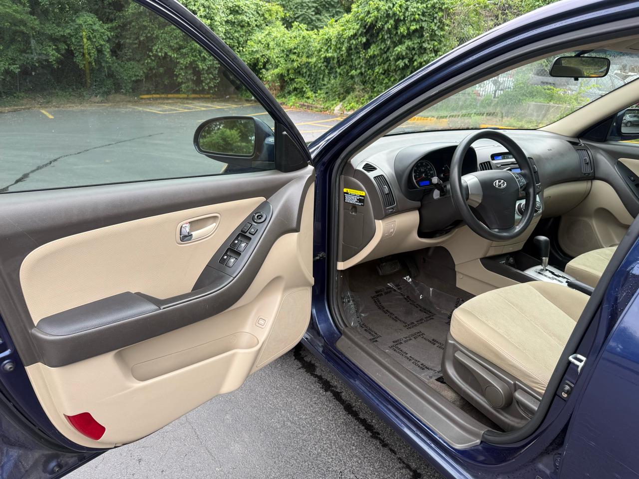 Hyundai Elantra SE 2010