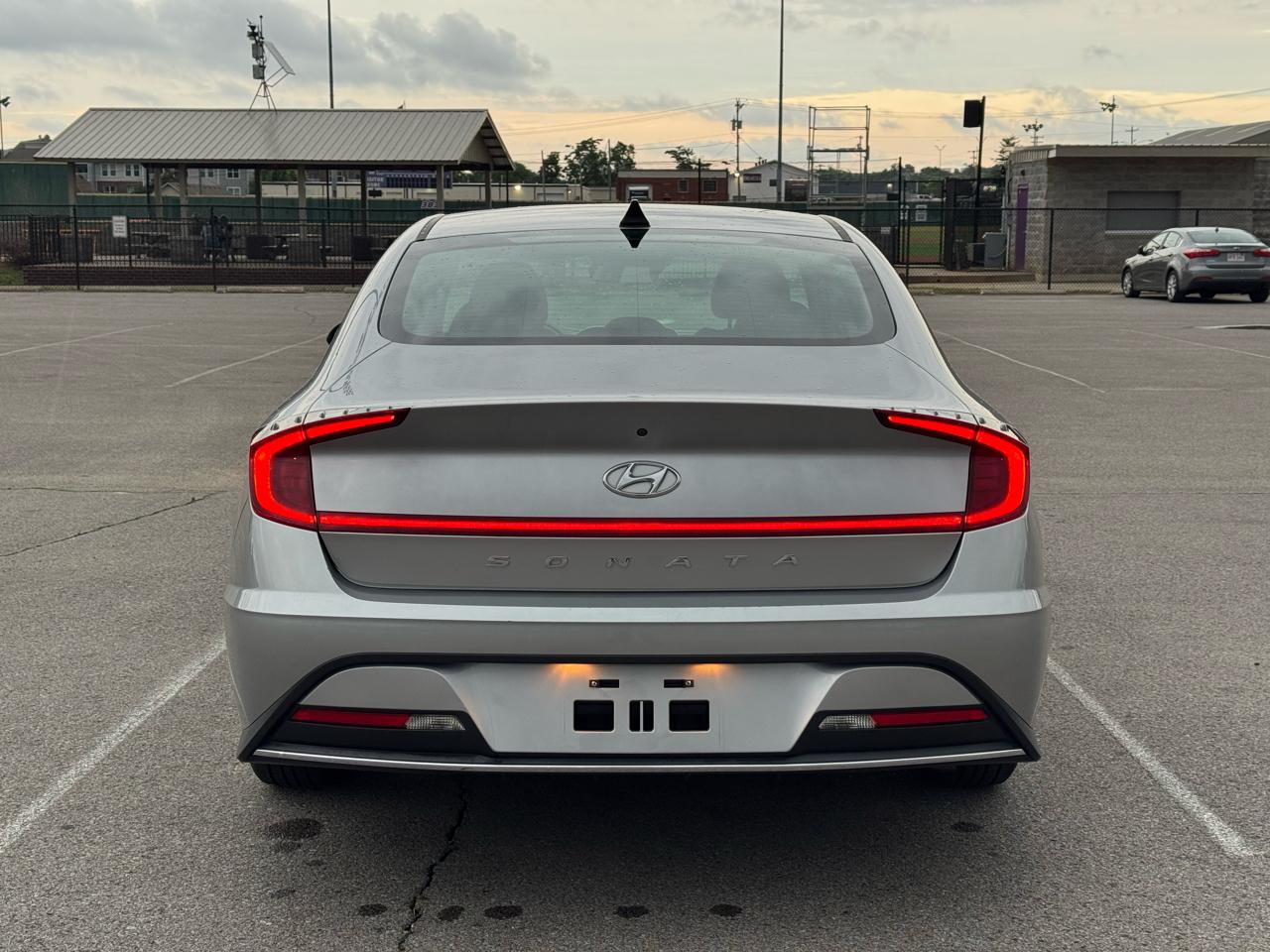 Hyundai Sonata SE 2021