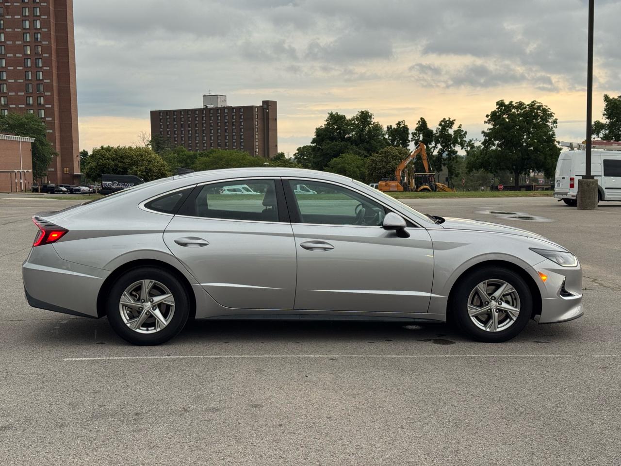 Hyundai Sonata SE 2021