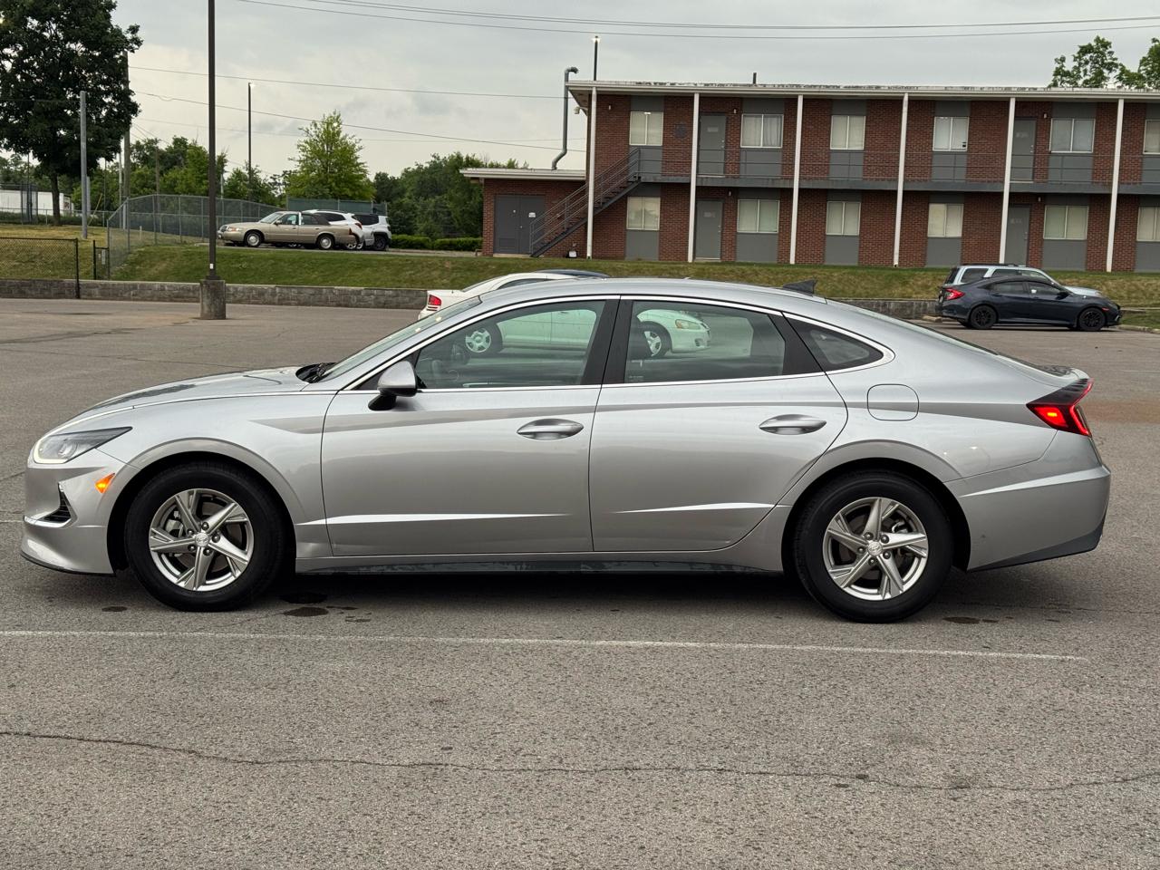 Hyundai Sonata SE 2021
