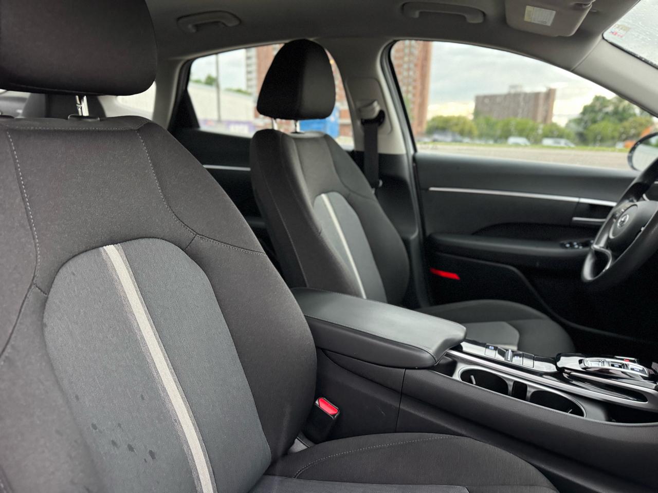 Hyundai Sonata SE 2021