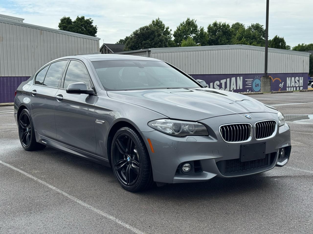 BMW 5-Series 528i 2014