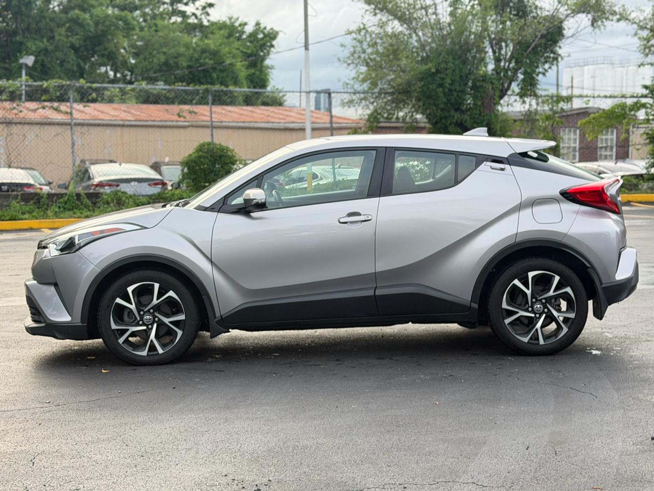 Toyota C-HR XLE 2018
