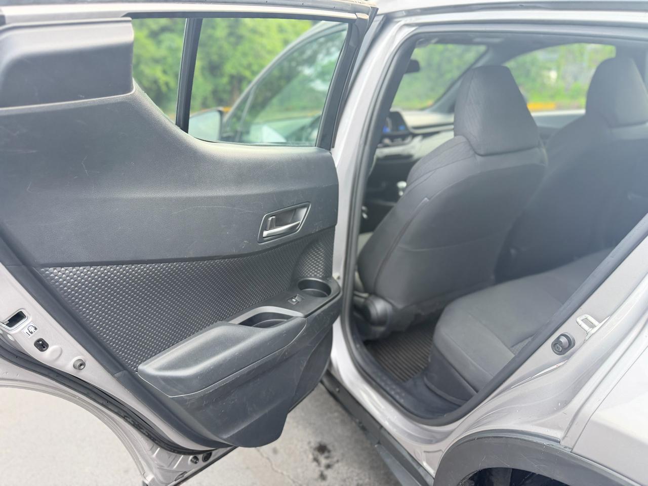 Toyota C-HR XLE 2018