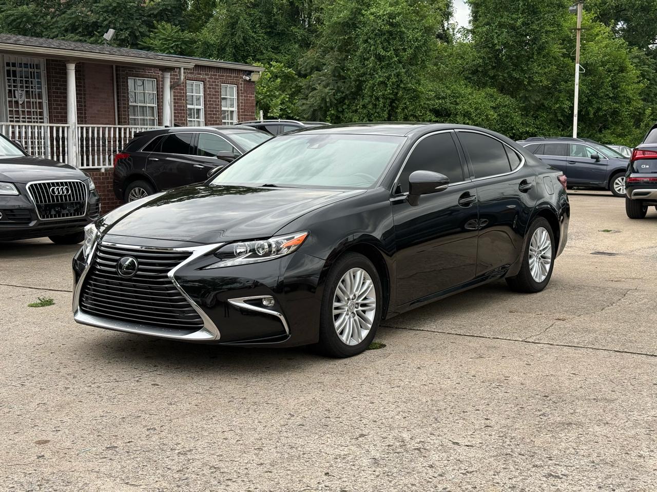 Lexus ES 350 Sedan 2017