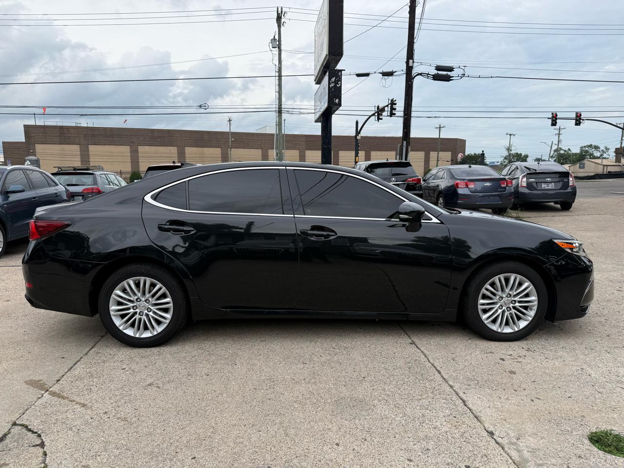 Lexus ES 350 Sedan 2017