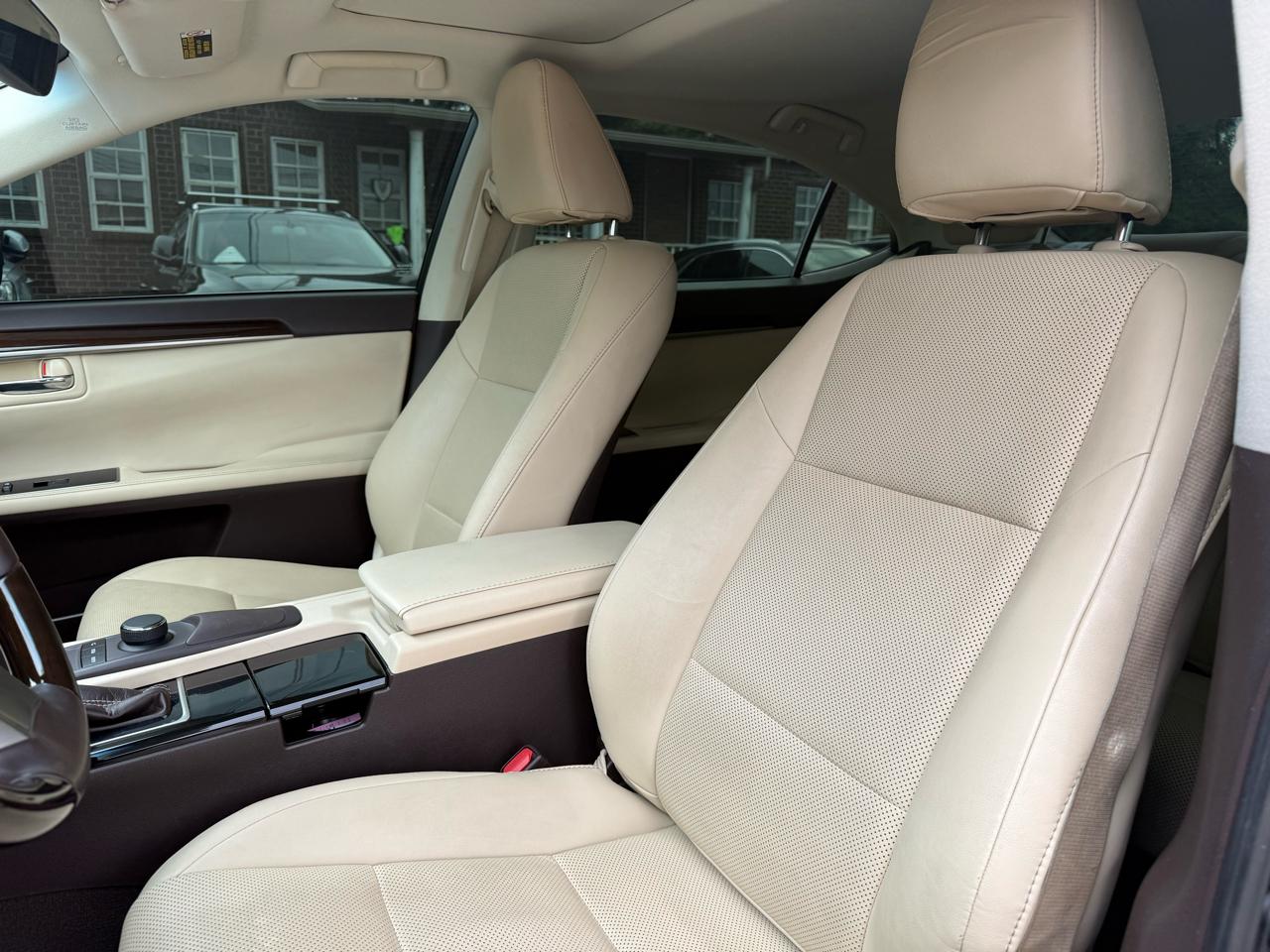 Lexus ES 350 Sedan 2017