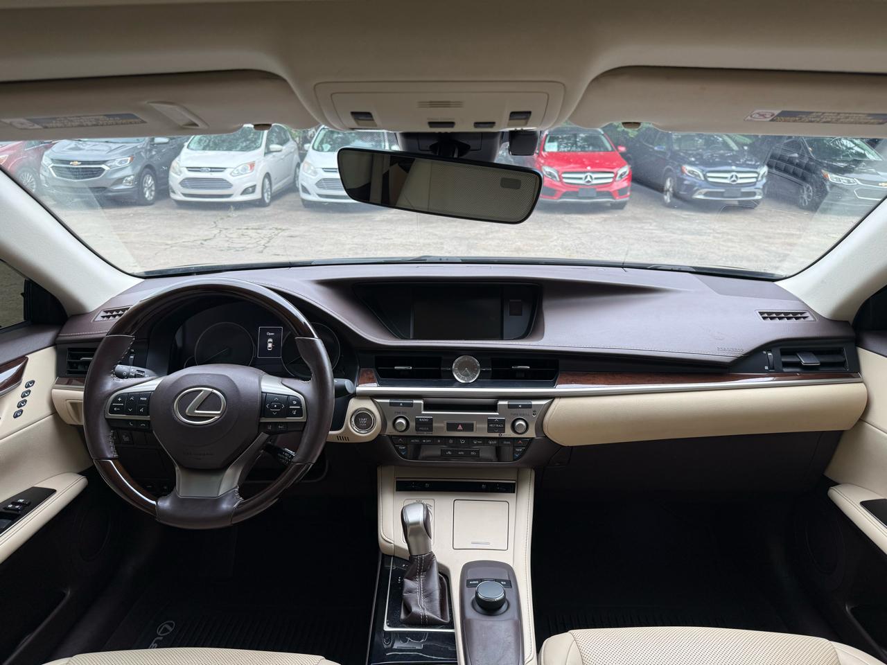 Lexus ES 350 Sedan 2017