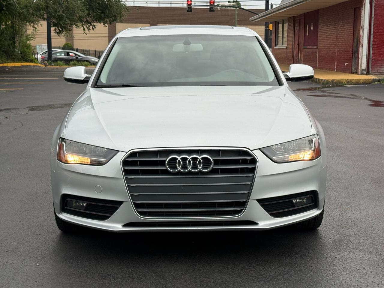 Audi A4 2.0T Premium Sedan quattro Manual 2013