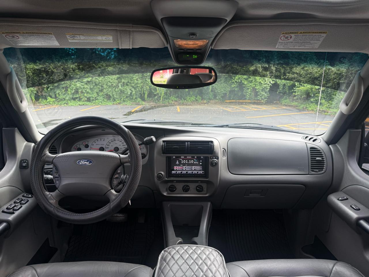 Ford Explorer Sport Trac XLT 2WD 2005