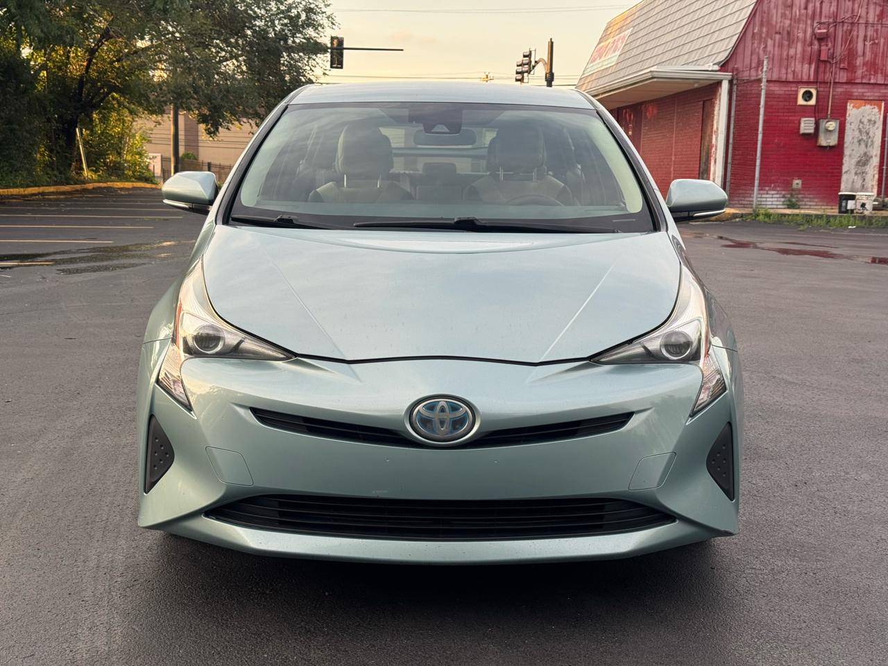 Toyota Prius Two Eco 2017