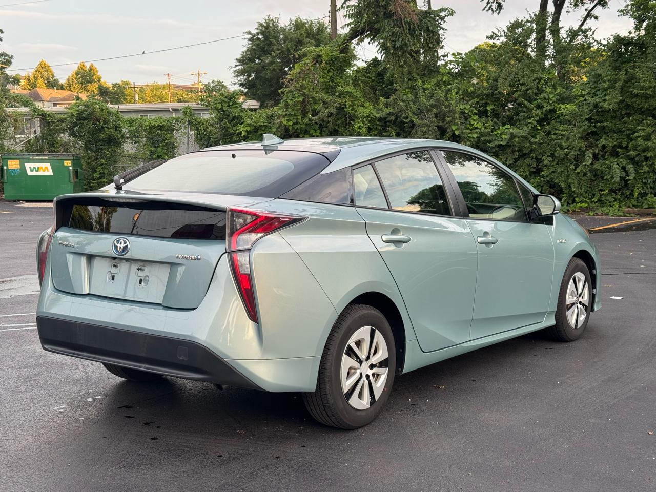 Toyota Prius Two Eco 2017