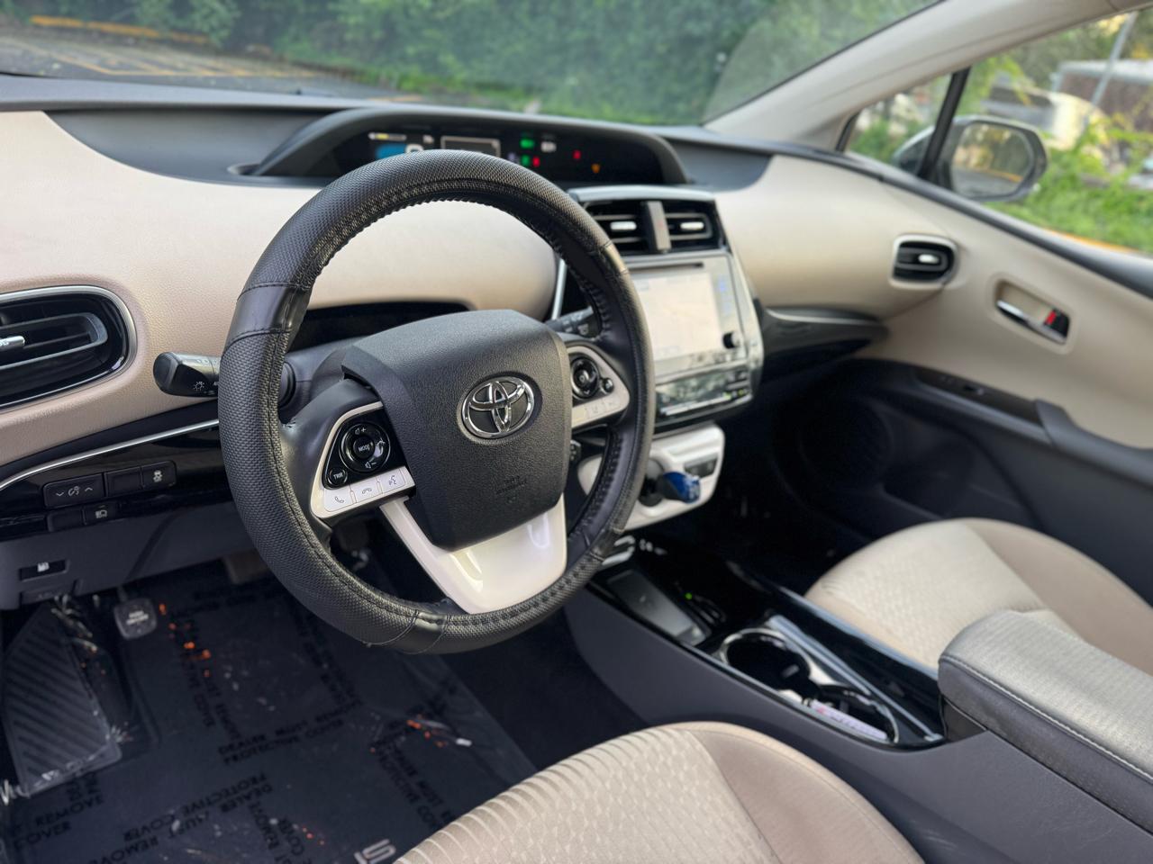 Toyota Prius Two Eco 2017
