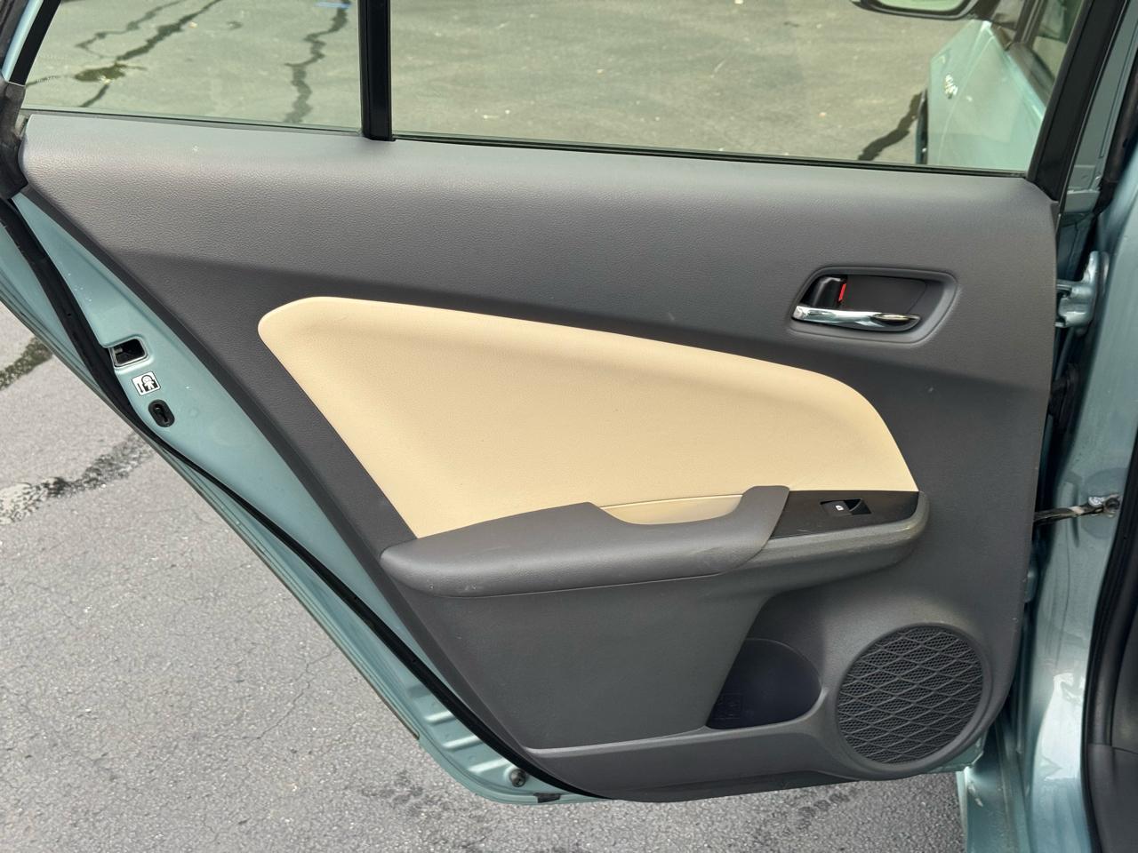 Toyota Prius Two Eco 2017