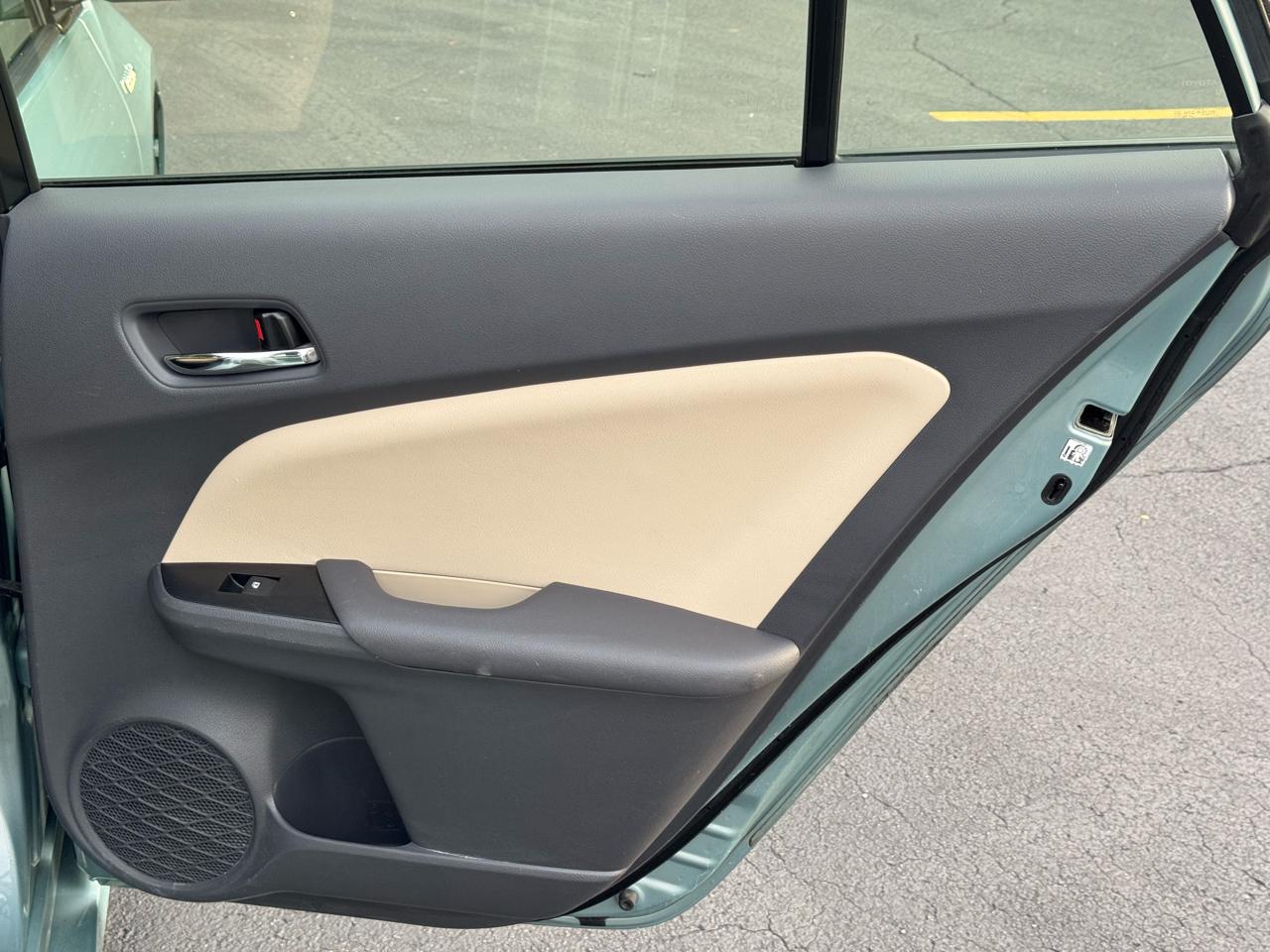 Toyota Prius Two Eco 2017