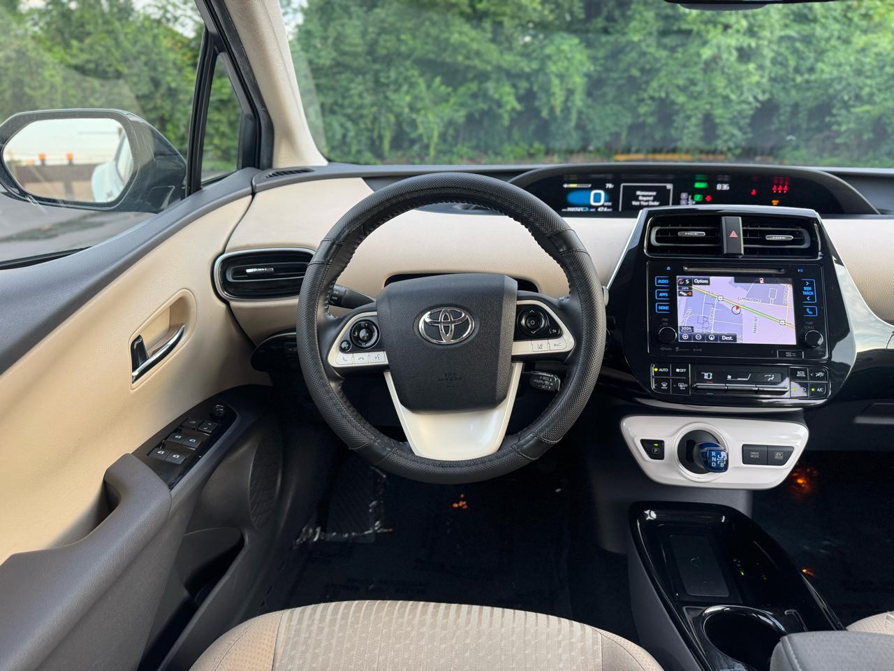 Toyota Prius Two Eco 2017