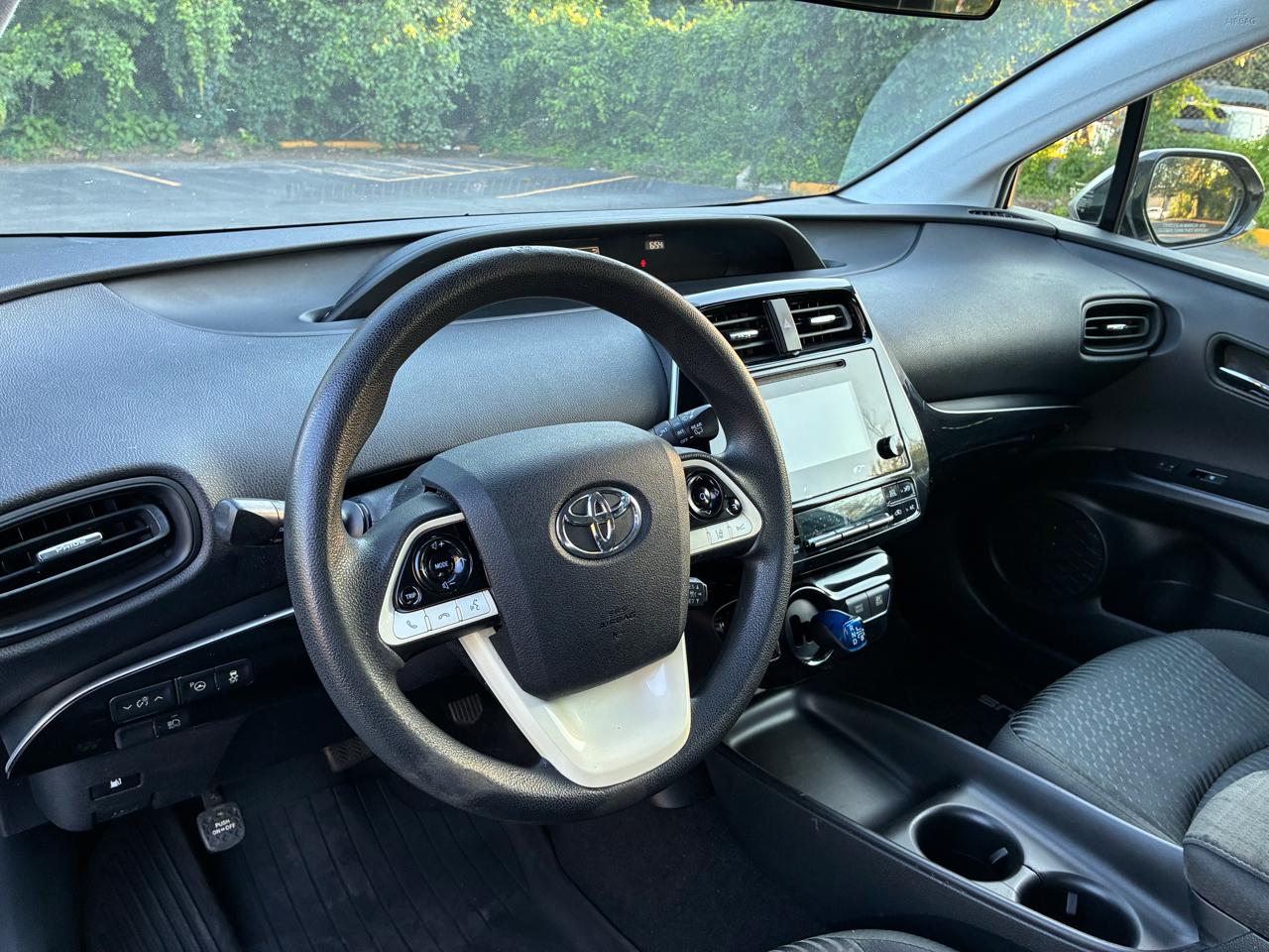 Toyota Prius Two 2018
