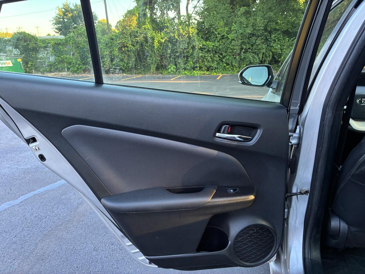 Toyota Prius Two 2018
