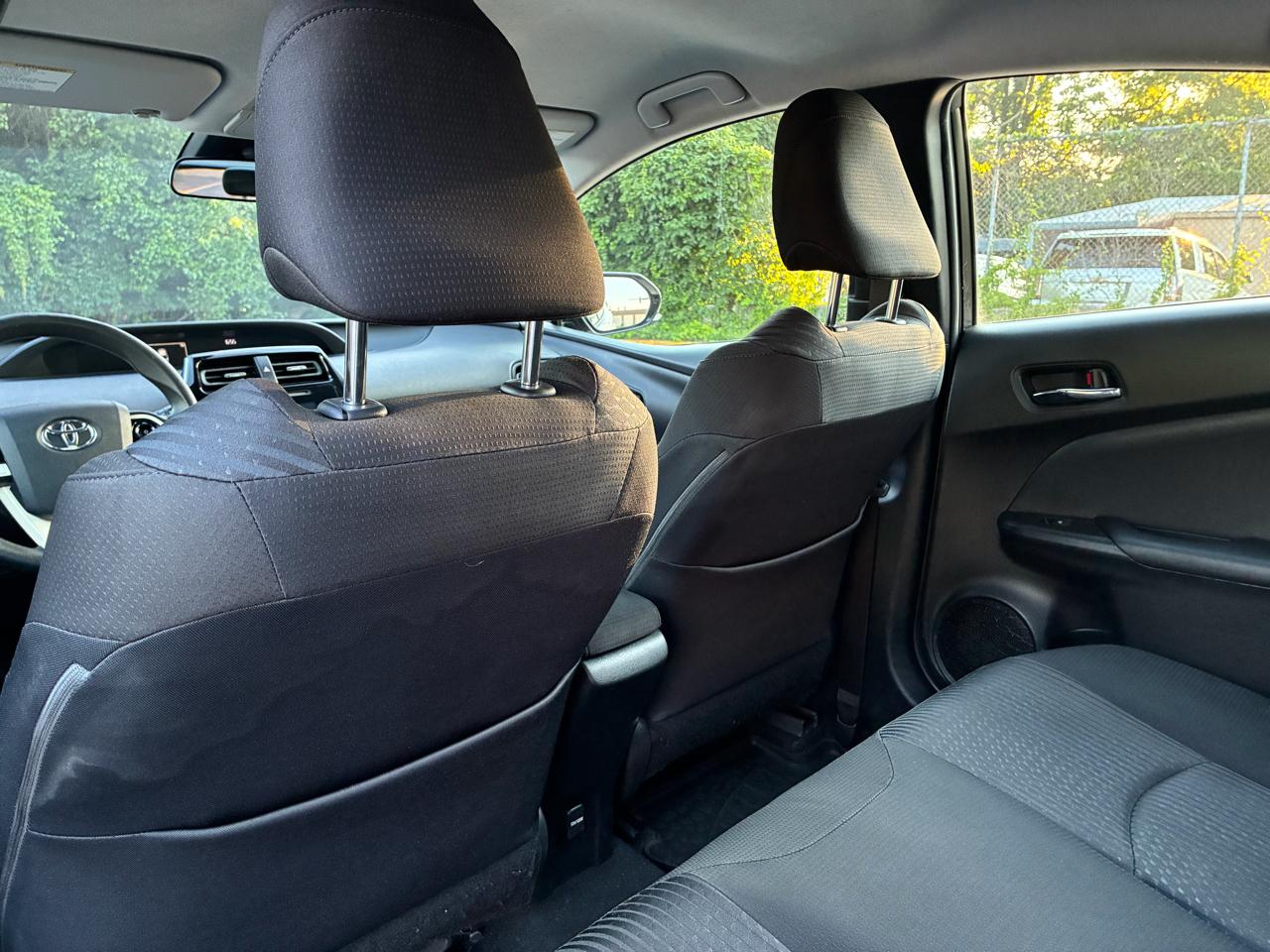 Toyota Prius Two 2018