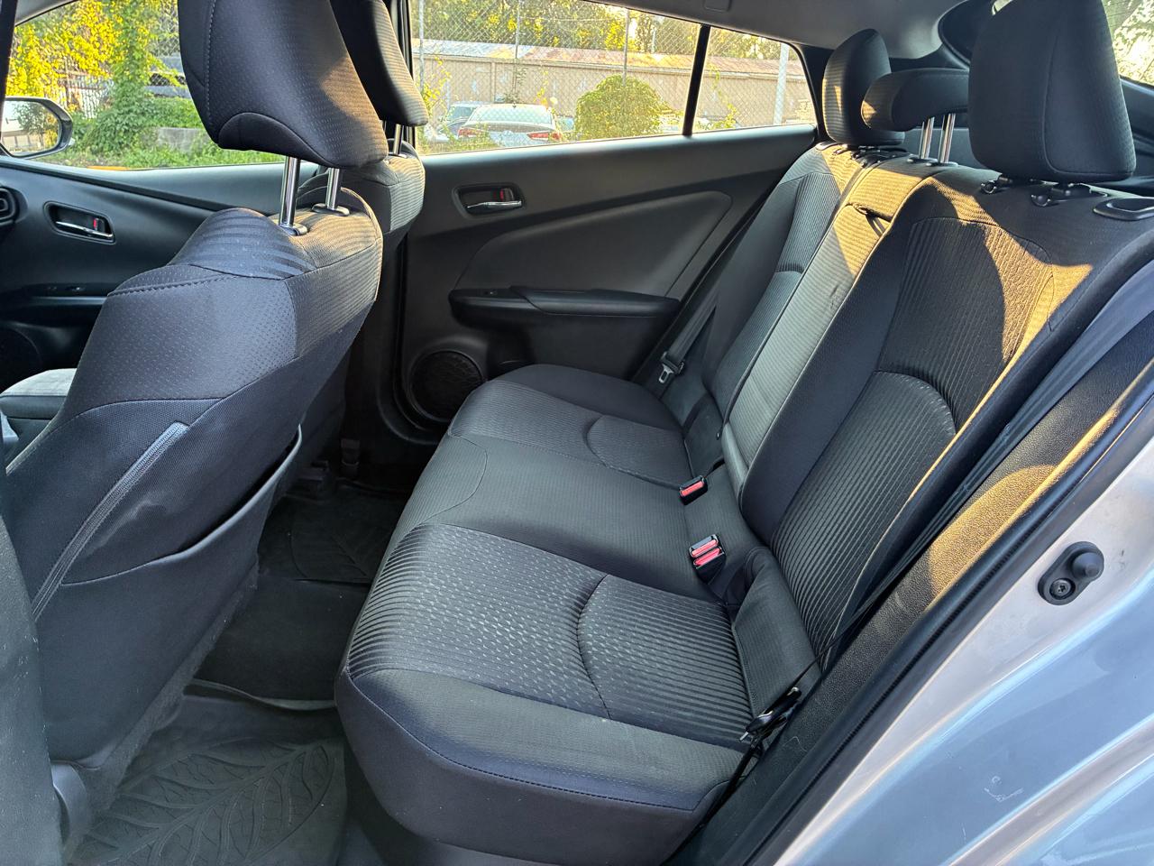 Toyota Prius Two 2018