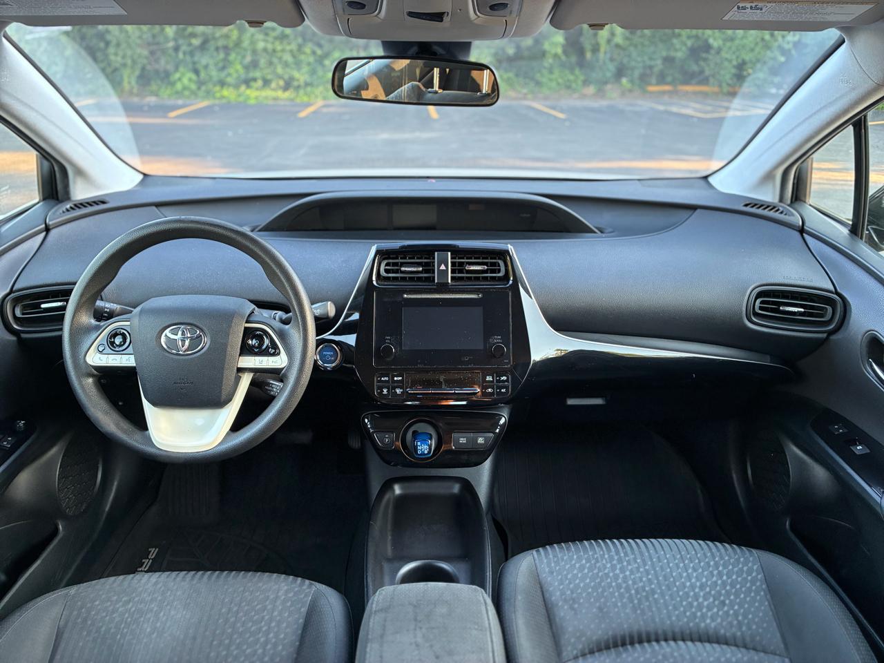 Toyota Prius Two 2018