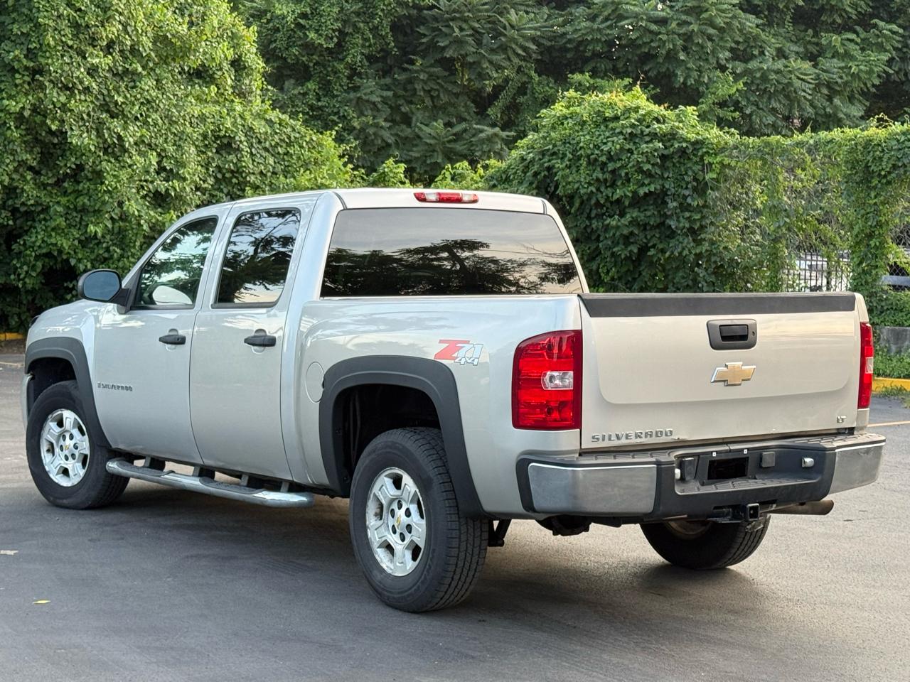 Chevrolet Silverado 1500 1LT Crew Cab 4WD 2008