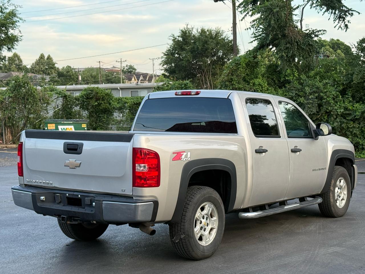 Chevrolet Silverado 1500 1LT Crew Cab 4WD 2008