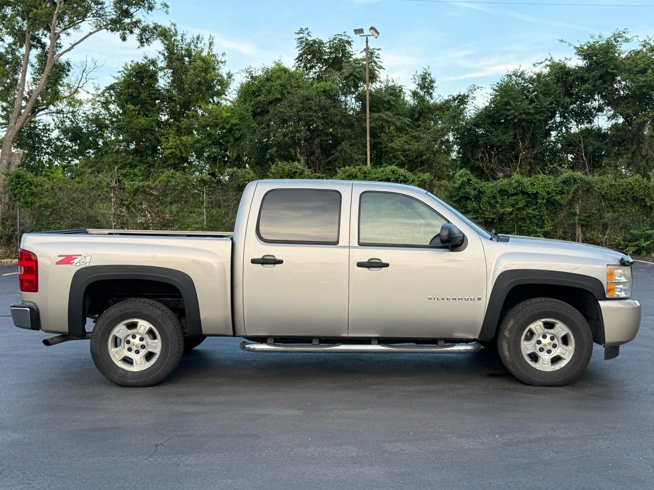 Chevrolet Silverado 1500 1LT Crew Cab 4WD 2008