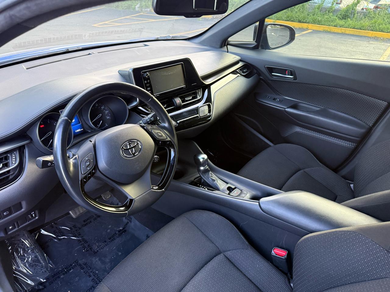 Toyota C-HR XLE 2018