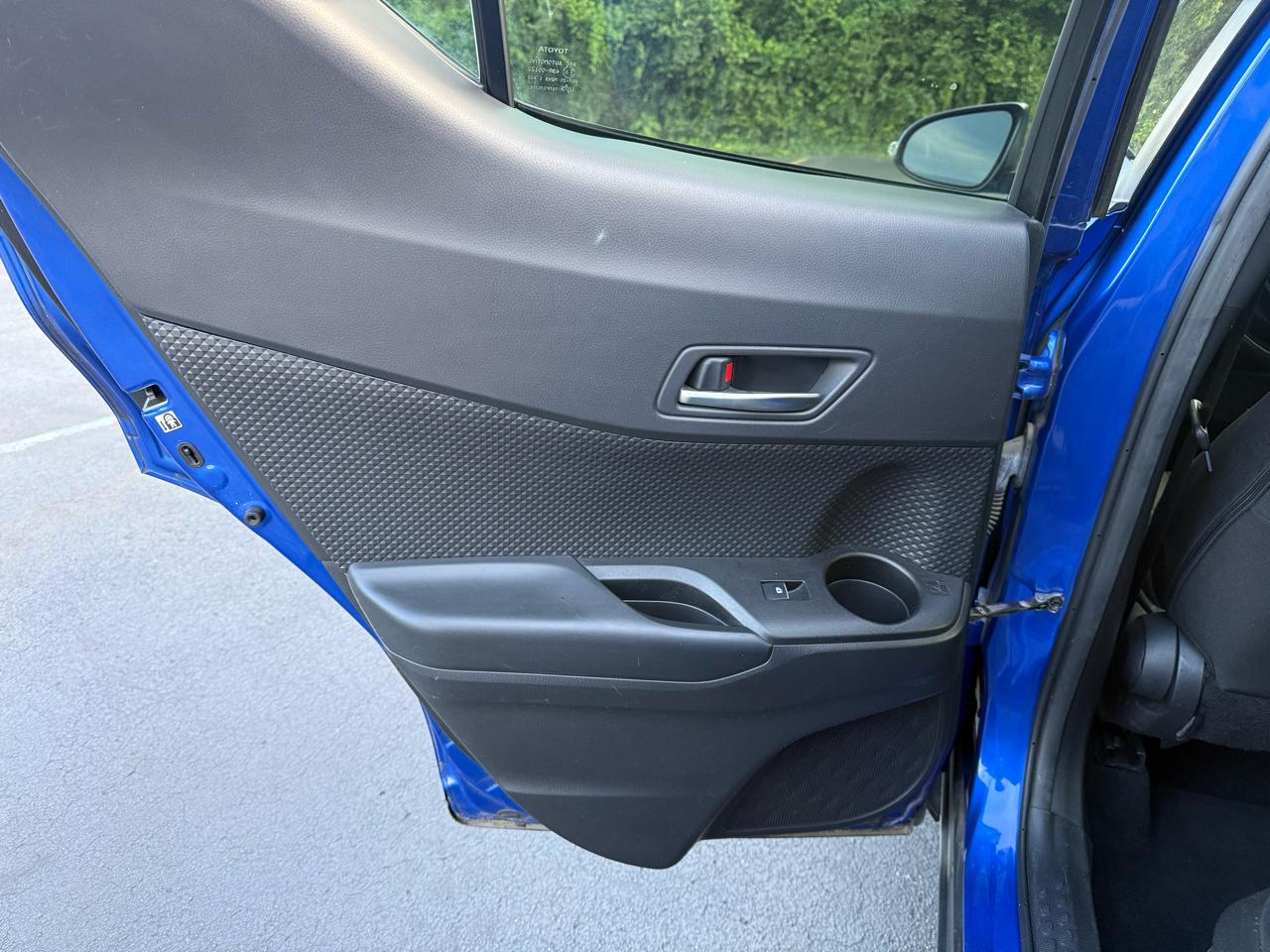 Toyota C-HR XLE 2018