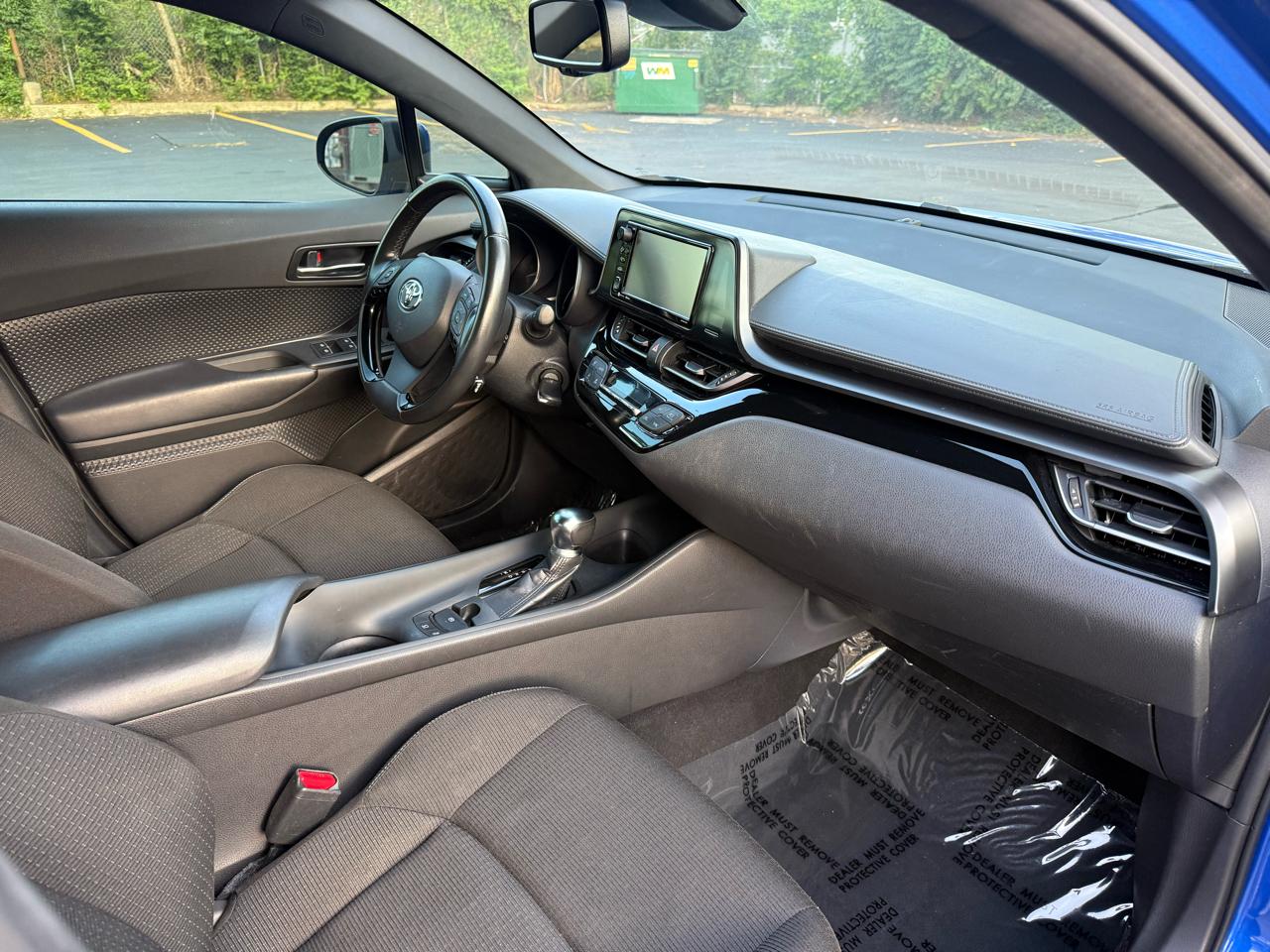 Toyota C-HR XLE 2018