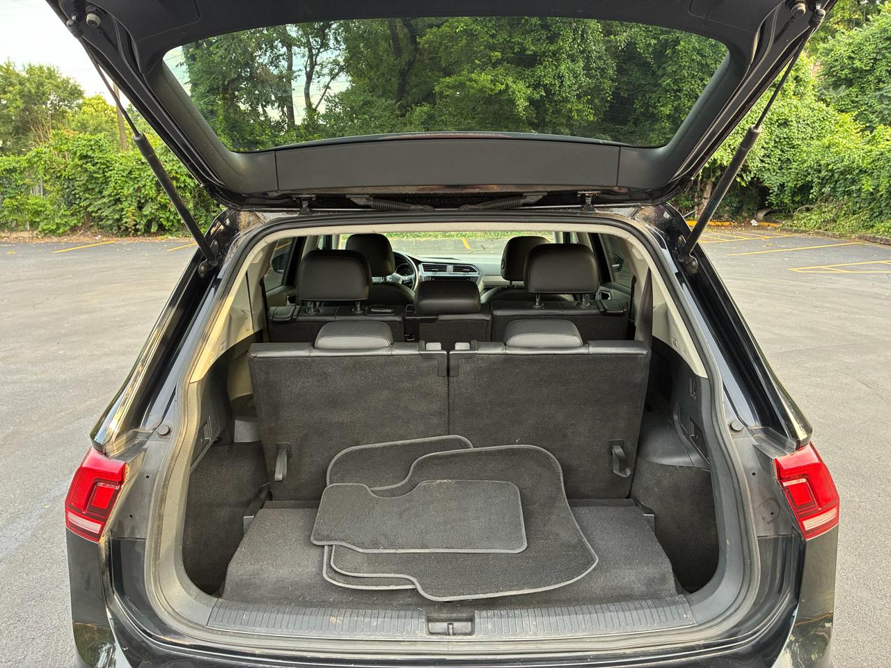 Volkswagen Tiguan SE 2018