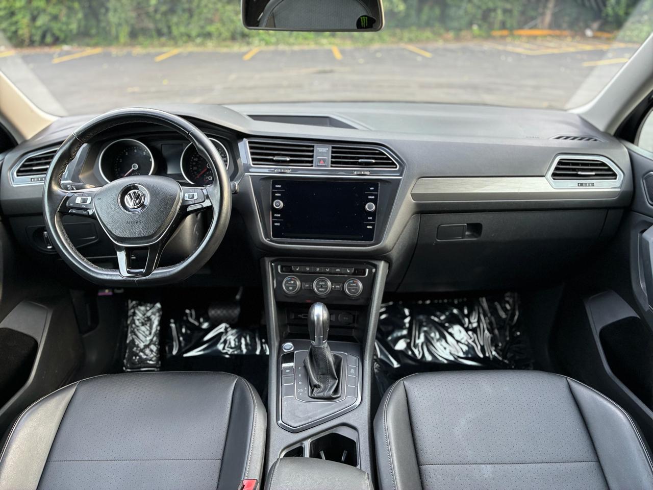 Volkswagen Tiguan SE 2018