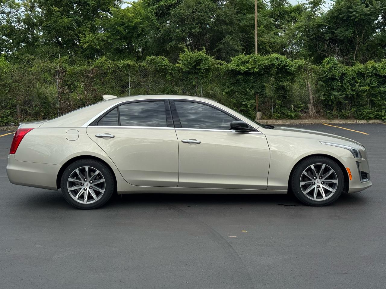 Cadillac CTS 2.0L Turbo Luxury RWD 2016