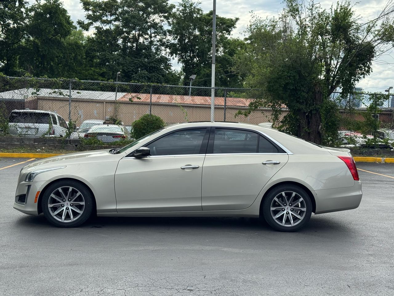 Cadillac CTS 2.0L Turbo Luxury RWD 2016