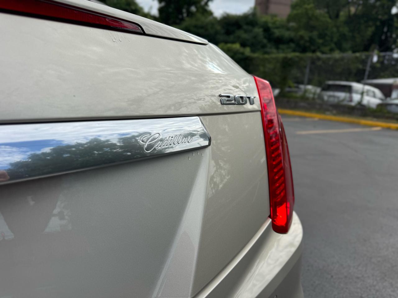Cadillac CTS 2.0L Turbo Luxury RWD 2016