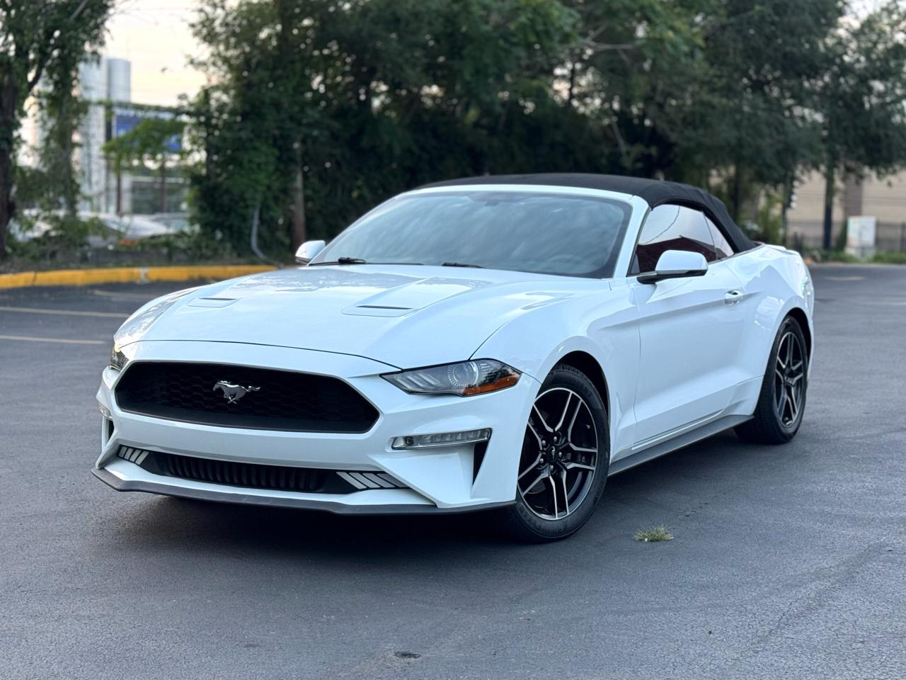Ford Mustang EcoBoost Premium Convertible 2018