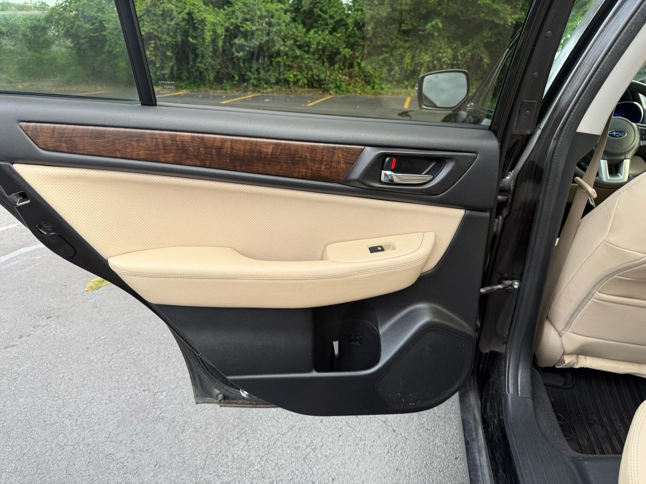 Subaru Outback 2.5i Limited 2015