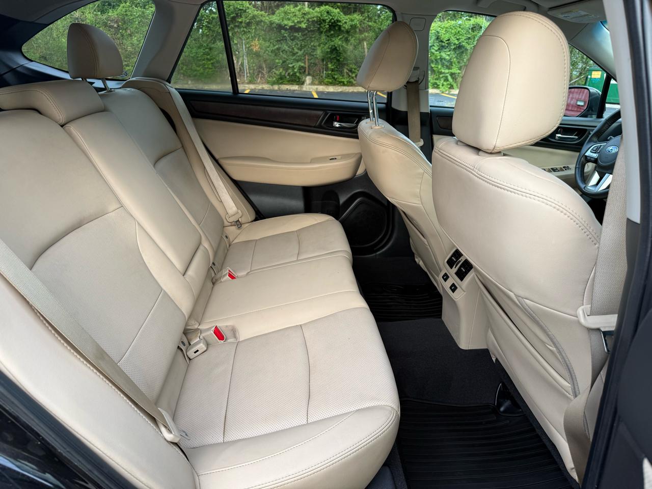 Subaru Outback 2.5i Limited 2015
