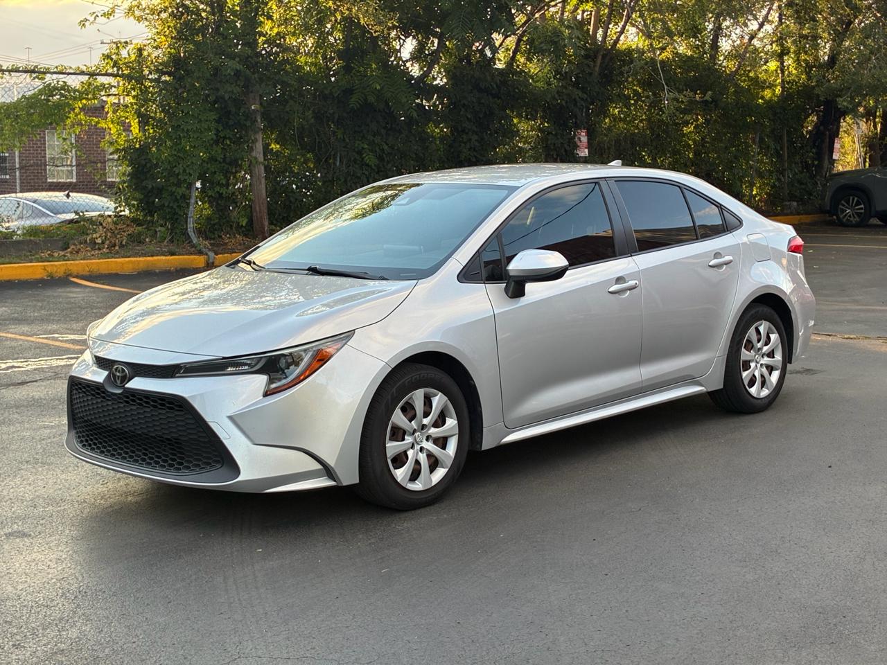 Toyota Corolla LE 2021