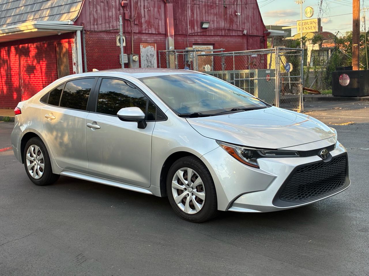 Toyota Corolla LE 2021