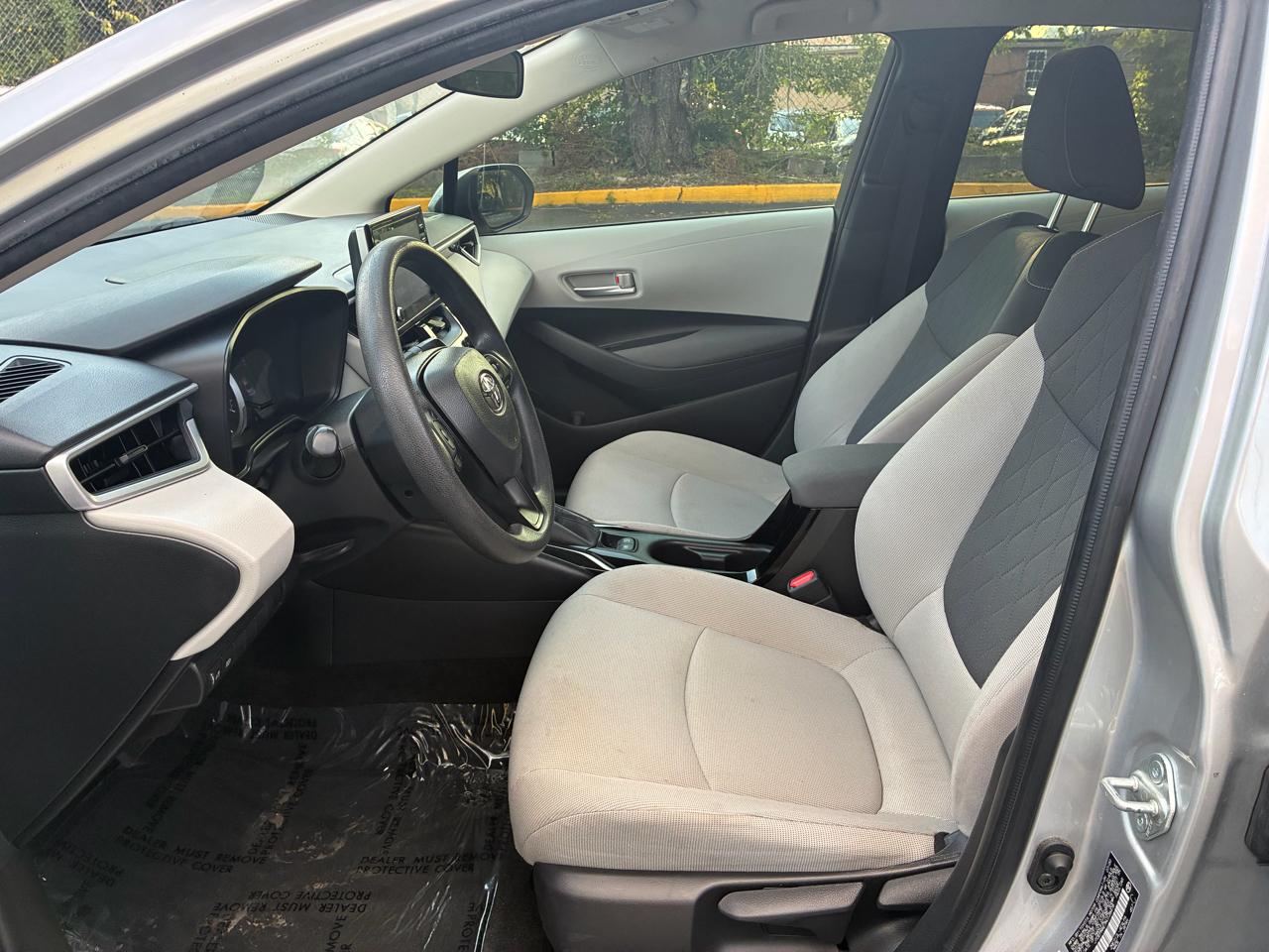 Toyota Corolla LE 2021