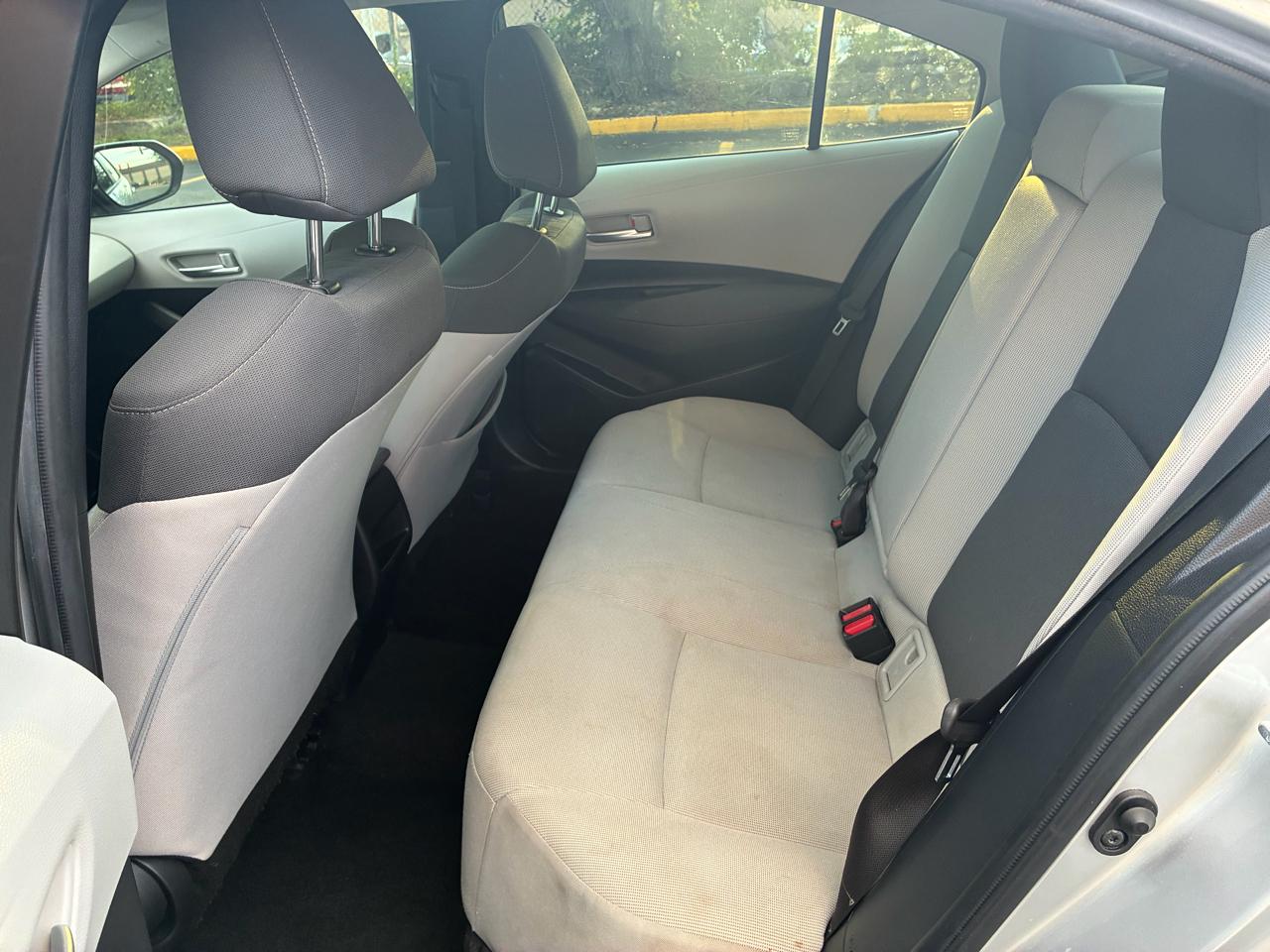 Toyota Corolla LE 2021
