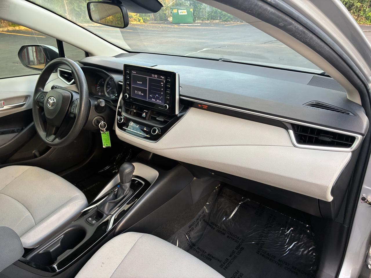 Toyota Corolla LE 2021
