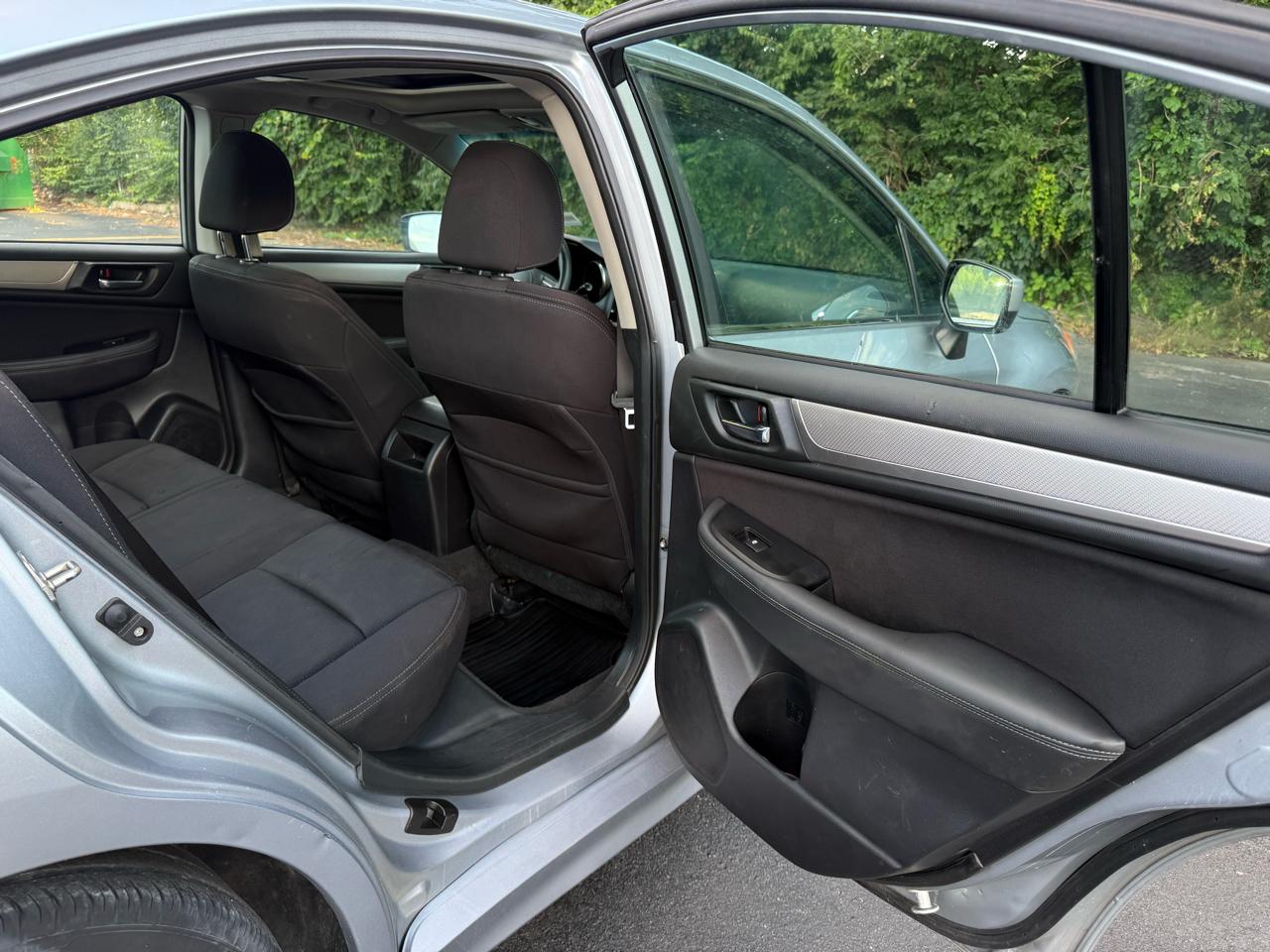 Subaru Legacy 2.5i Premium 2015