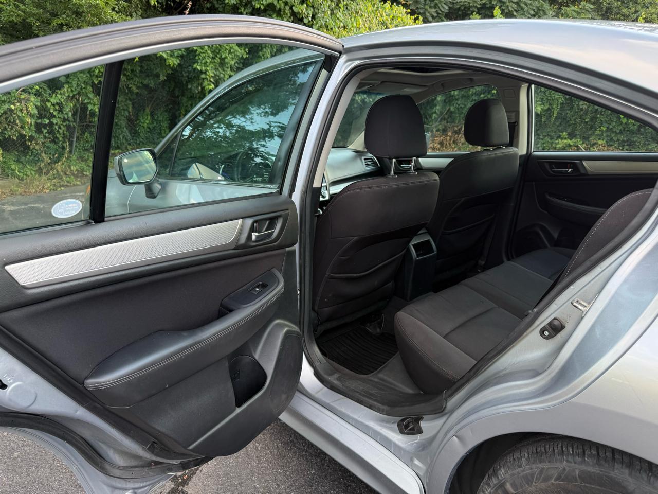 Subaru Legacy 2.5i Premium 2015