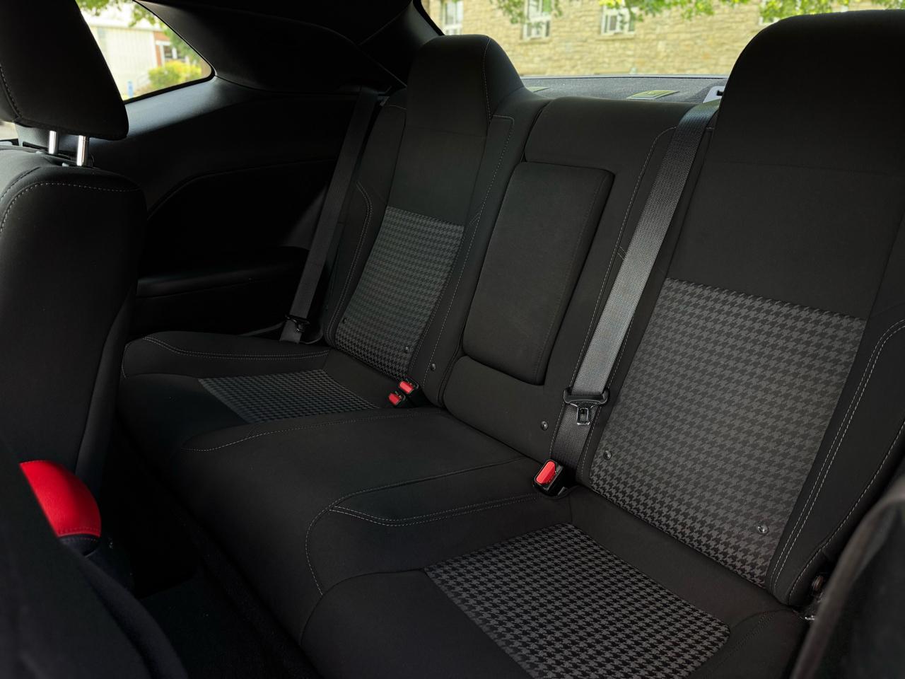 Dodge Challenger SXT 2021